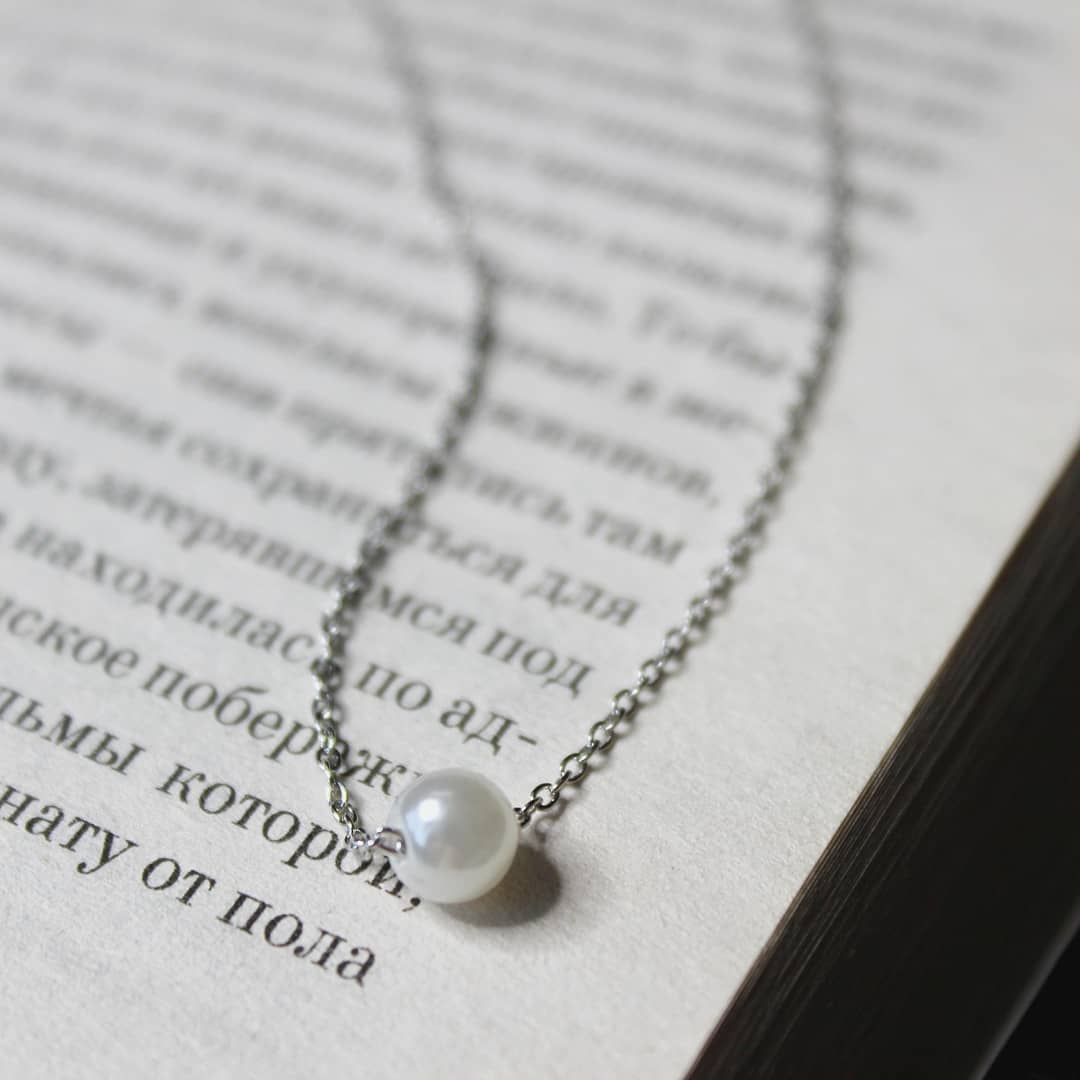 Single Pearl Necklace